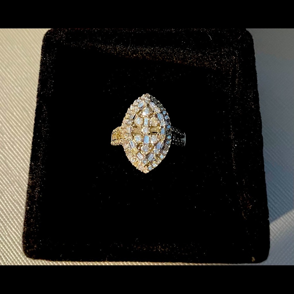 Multi-stone Diamond Ring